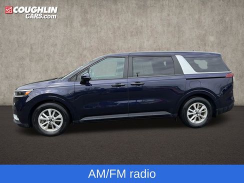 Used 2024 Kia Carnival LX FWD image 5