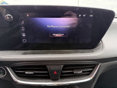 Used 2025 Buick Encore GX Preferred w/ Comfort Package image 8