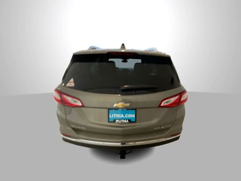 Used 2018 Chevrolet Equinox Premier image 7