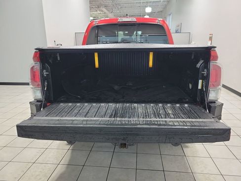 Used 2022 Toyota Tacoma TRD Sport image 55