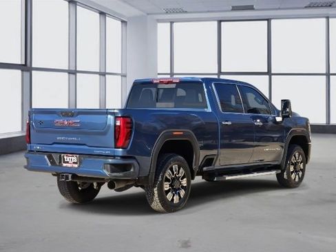 Used 2025 GMC Sierra 2500 Denali w/ Denali Reserve Package image 6