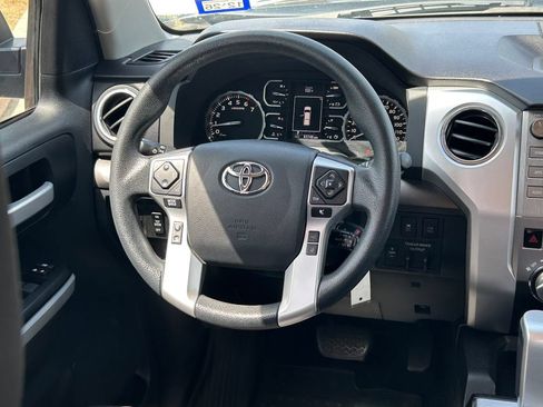 Used 2018 Toyota Tundra SR5 w/ SR5 Upgrade Package RWD image 39