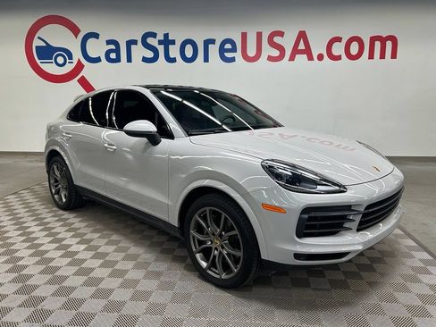 Used 2023 Porsche Cayenne Coupe AWD/4WD image 1