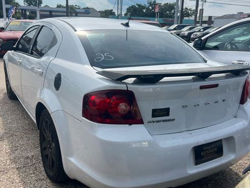 Used 2014 Dodge Avenger SE FWD image 4