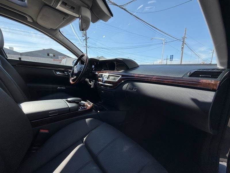 Used 2007 Mercedes-Benz S 550 image 47