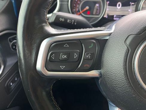 Used 2020 Jeep Gladiator Overland AWD/4WD image 15