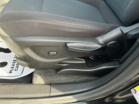 Used 2020 Chevrolet Trax LS image 11