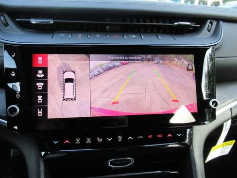 New 2026 Jeep Grand Cherokee Limited AWD/4WD image 28