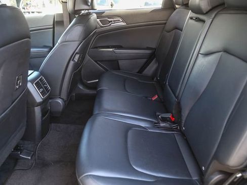 Certified 2023 Kia Sportage EX image 19