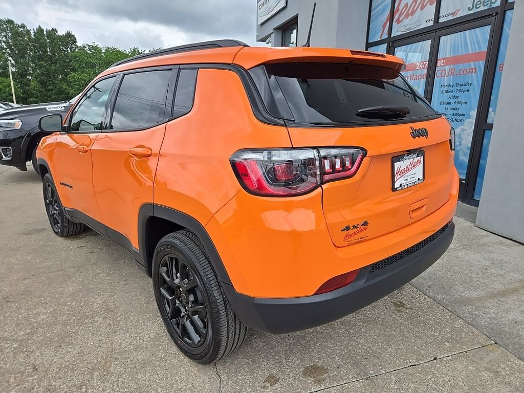 New 2026 Jeep Compass Latitude AWD/4WD image 6