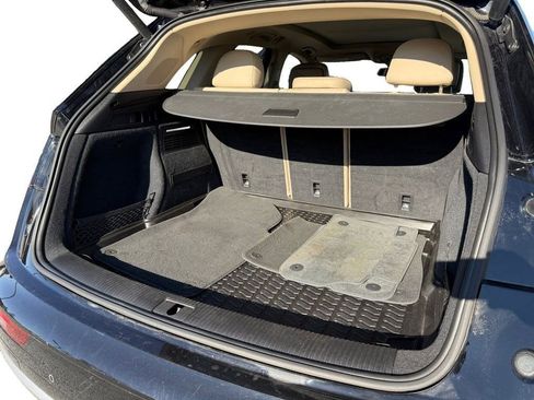 Used 2018 Audi Q5 2.0T Premium Plus w/ Premium Plus Package image 11