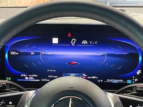 Used 2023 Mercedes-Benz EQE 500 4MATIC SUV w/ Pinnacle Trim Package image 30