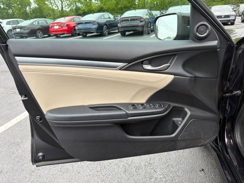 Used 2016 Honda Civic EX-L image 18