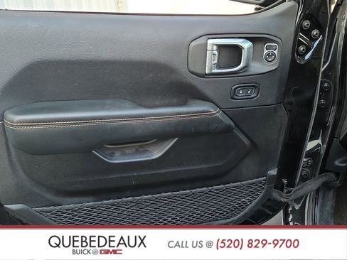 Used 2024 Jeep Wrangler Sahara w/ Technology Group image 9