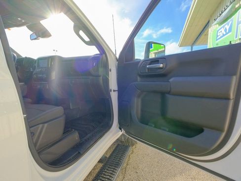 Used 2024 Chevrolet Silverado 3500 W/T image 13