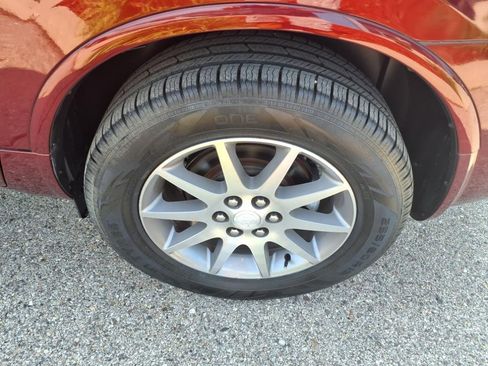 Used 2017 Buick Enclave Leather image 7