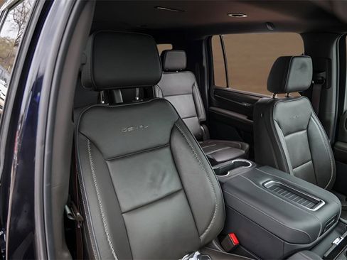Used 2023 GMC Yukon XL Denali w/ Max Trailering Package image 31