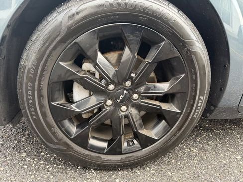 Certified 2022 Kia Carnival SX Prestige image 16