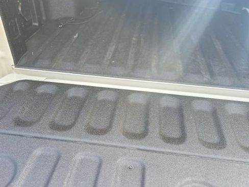 Used 2024 Ford Maverick Lariat image 5