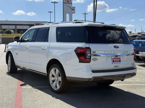 Used 2024 Ford Expedition Max King Ranch AWD/4WD image 3