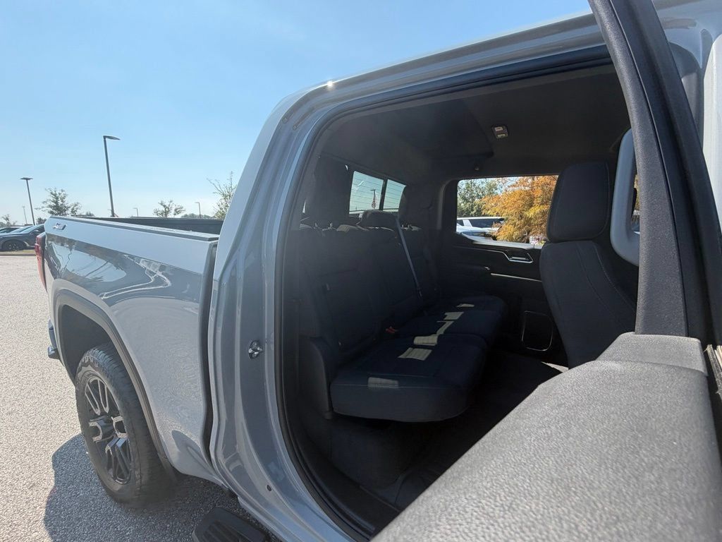 Used 2024 GMC Sierra 1500 Elevation w/ Preferred Package AWD/4WD image 38