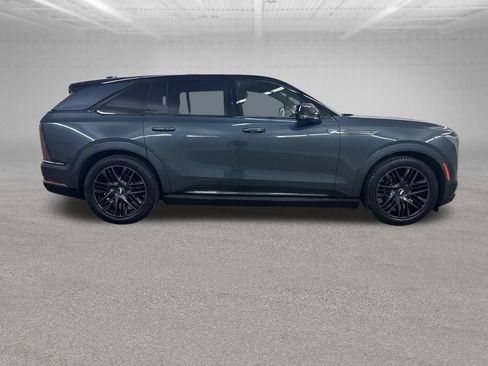 Certified 2025 Cadillac Escalade IQ Sport 2 w/ LPO, ONYX Package AWD/4WD image 12