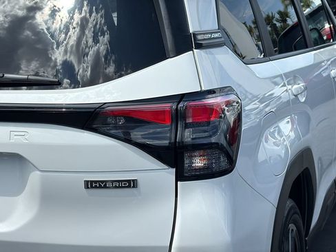 Used 2026 Subaru Forester Premium AWD/4WD image 7