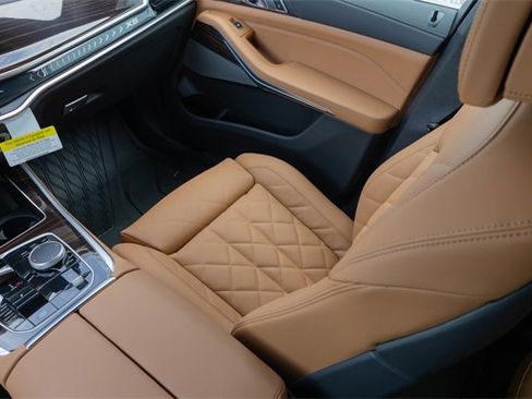 New 2026 BMW X5 xDrive50e w/ Climate Comfort Package image 26