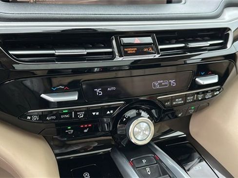 Certified 2023 Acura MDX SH-AWD w/ Technology Package image 17