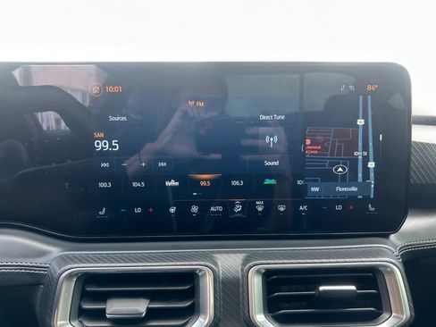Used 2025 Ford Mustang Premium RWD image 15