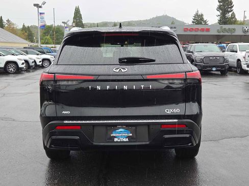 Used 2023 INFINITI QX60 Luxe w/ Vision Package AWD/4WD image 13