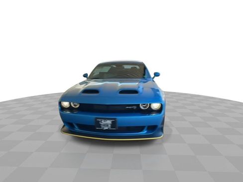Used 2023 Dodge Challenger SRT Hellcat image 3