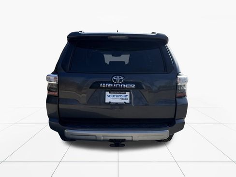 Used 2020 Toyota 4Runner TRD Off-Road Premium image 7