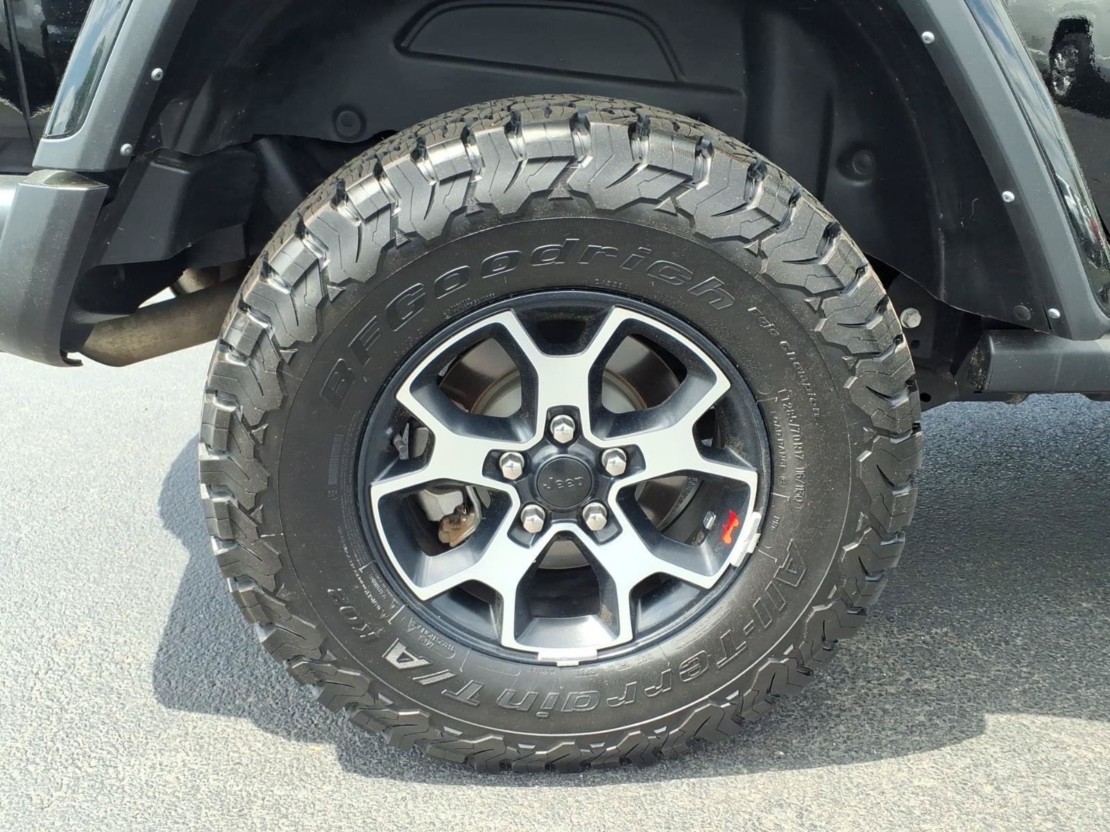 Certified 2022 Jeep Wrangler Unlimited Rubicon w/ LED Lighting Group AWD/4WD image 9