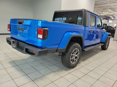 New 2026 Jeep Gladiator Sport AWD/4WD image 7