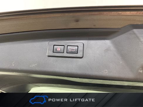 Used 2020 Subaru Outback Limited w/ Popular Package #2 image 37