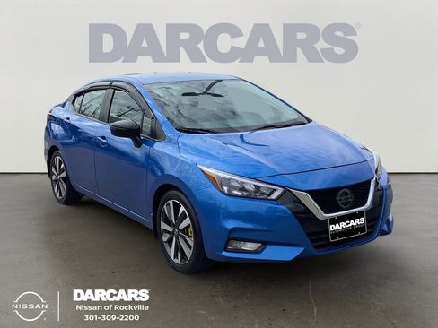 Used 2020 Nissan Versa SR image 1