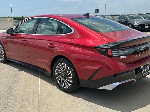 Certified 2025 Hyundai Sonata SEL FWD image 10
