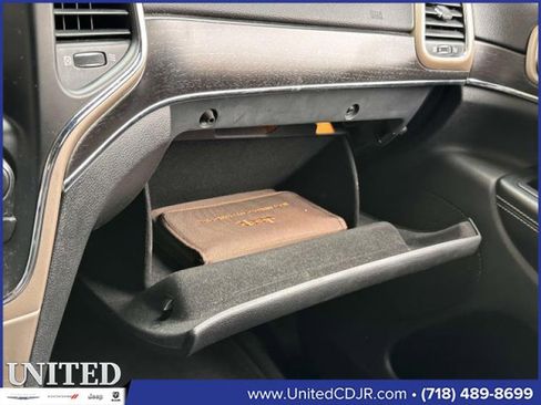 Certified 2016 Jeep Grand Cherokee Limited image 31
