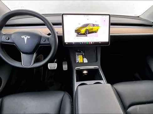 Used 2023 Tesla Model Y Performance AWD/4WD image 16