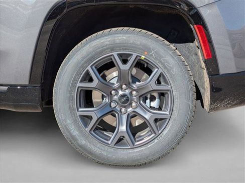 New 2026 Jeep Grand Wagoneer Limited w/ Premium Group II image 9