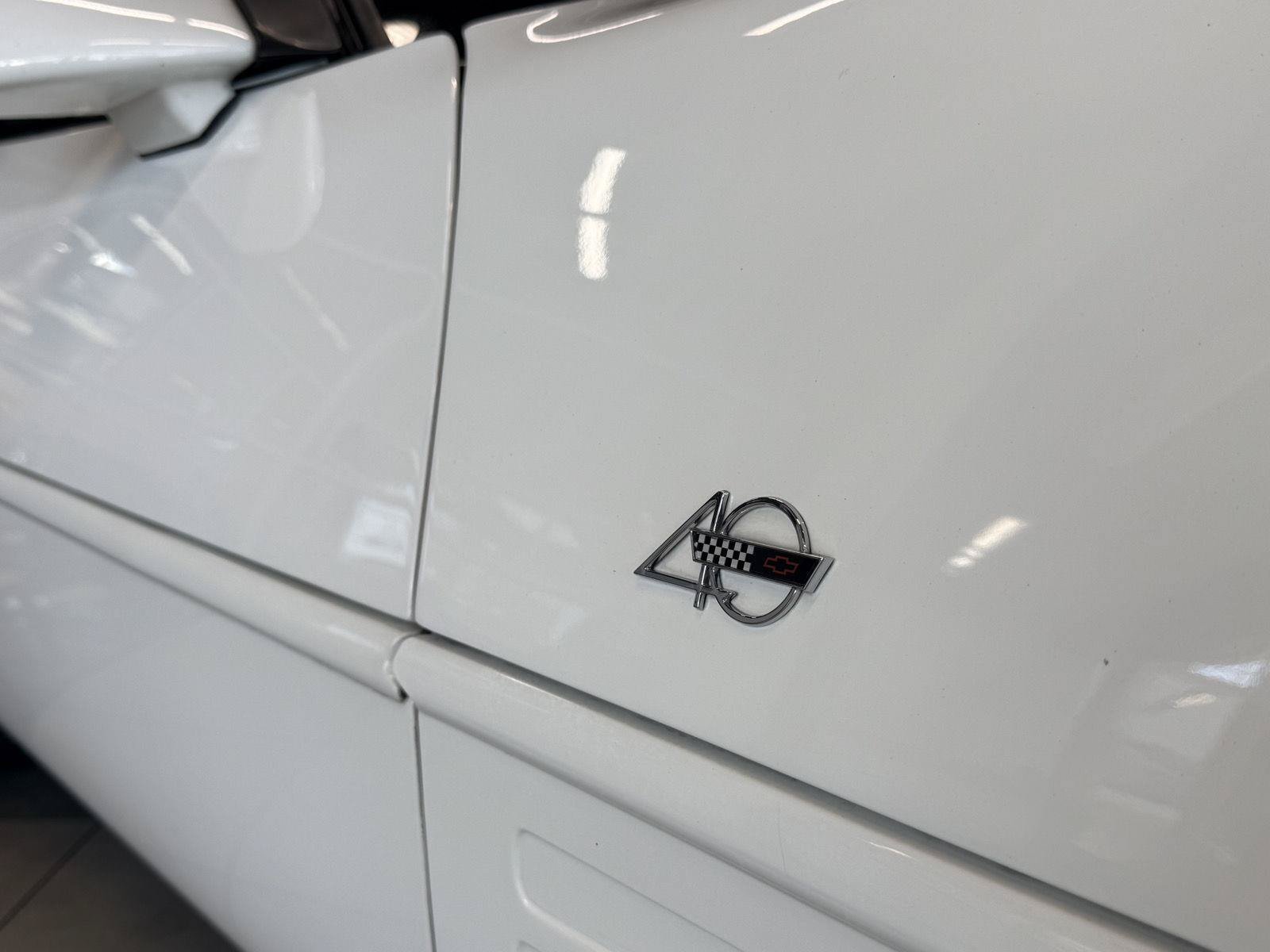Used 1993 Chevrolet Corvette Convertible RWD image 15