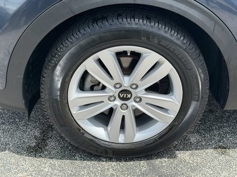 Used 2018 Kia Sportage LX w/ LX Popular Package FWD image 19