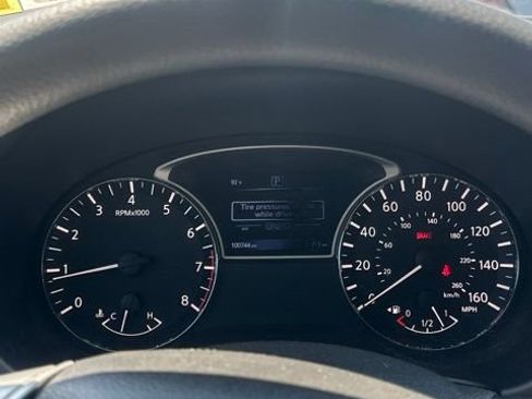 Used 2017 Nissan Altima 2.5 S w/ Power Driver Seat Package FWD image 5