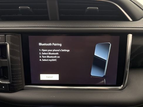 Used 2023 GMC Yukon Denali w/ Advanced Technology Package image 47