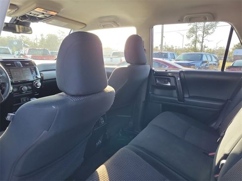 Used 2021 Toyota 4Runner TRD Off-Road image 29