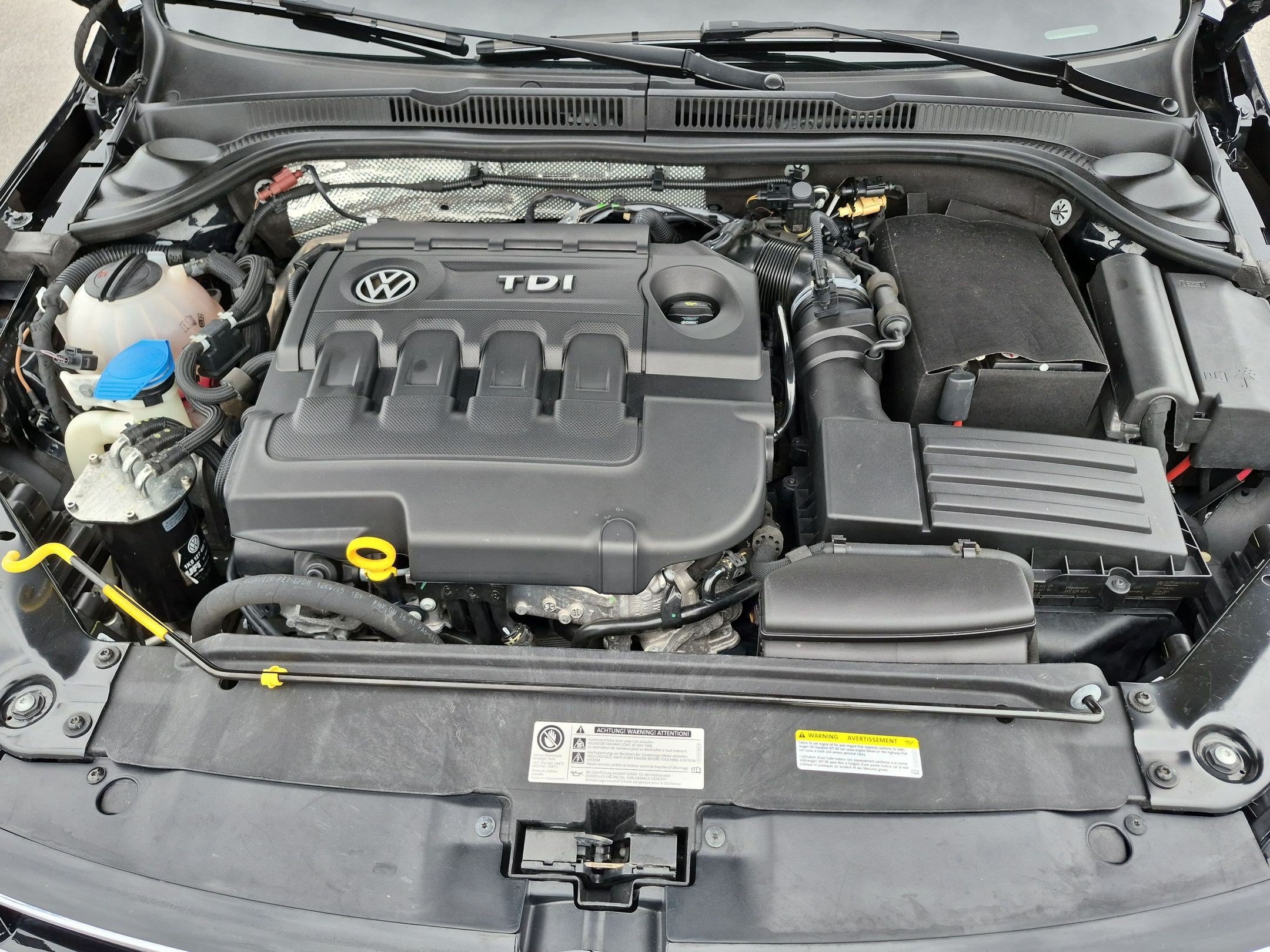 Used 2015 Volkswagen Jetta TDI SE FWD image 37