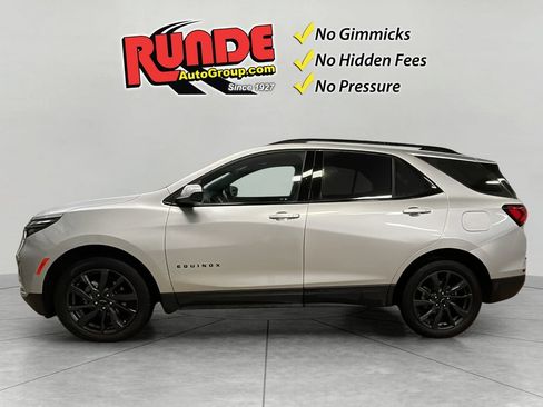 Certified 2022 Chevrolet Equinox RS AWD/4WD image 2