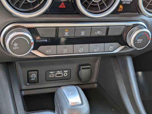 Used 2024 Nissan Sentra SV image 19