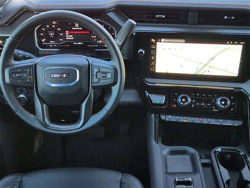 Used 2025 GMC Sierra 2500 AT4 w/ AT4 Premium Plus Package image 27